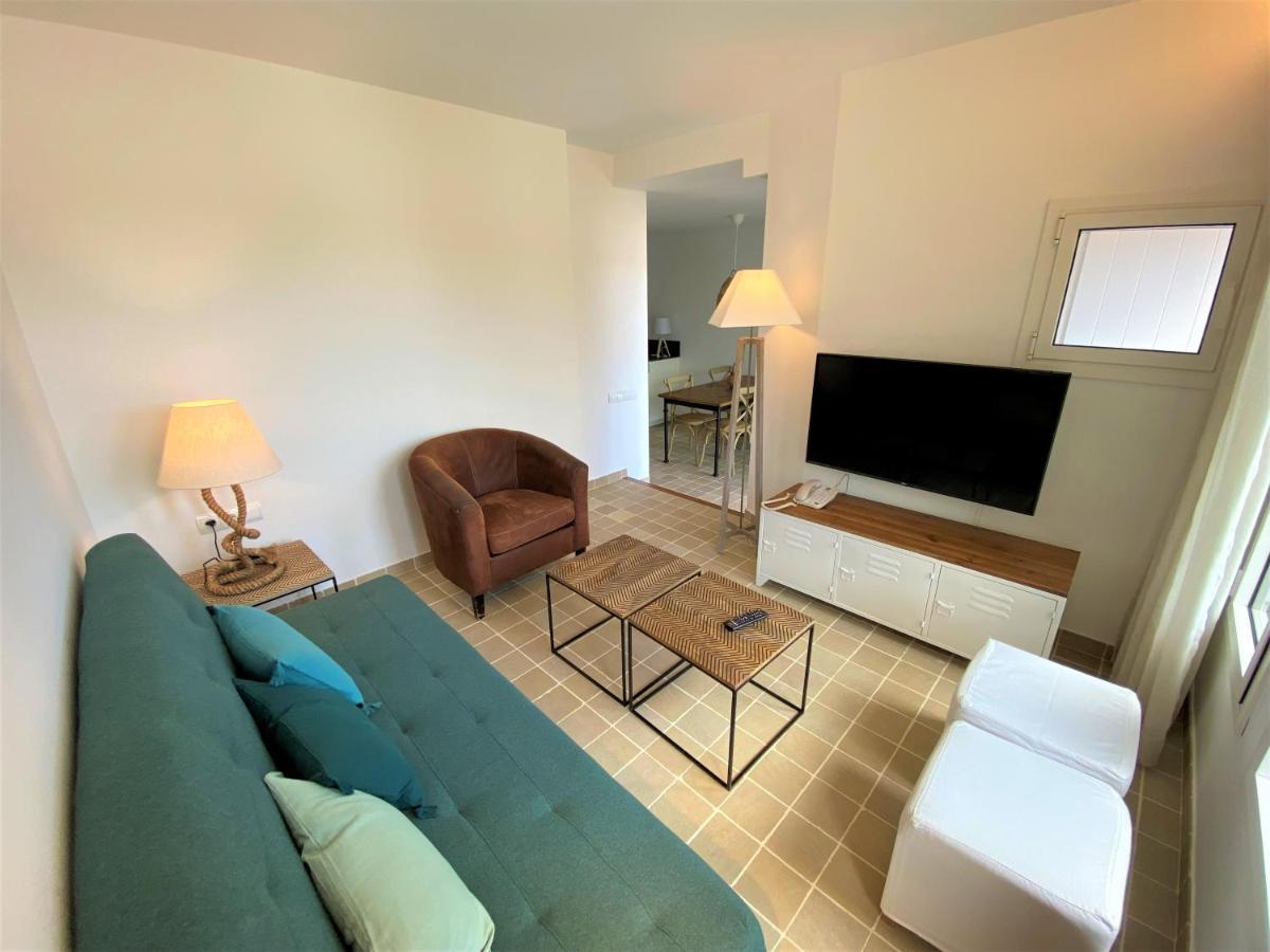 Hotel Playa Sol 카다케스 외부 사진